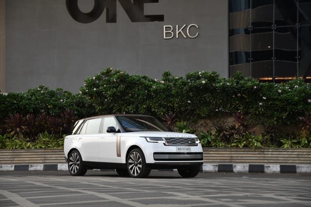 Land Rover Range Rover 2026 Luxury SUV 2026